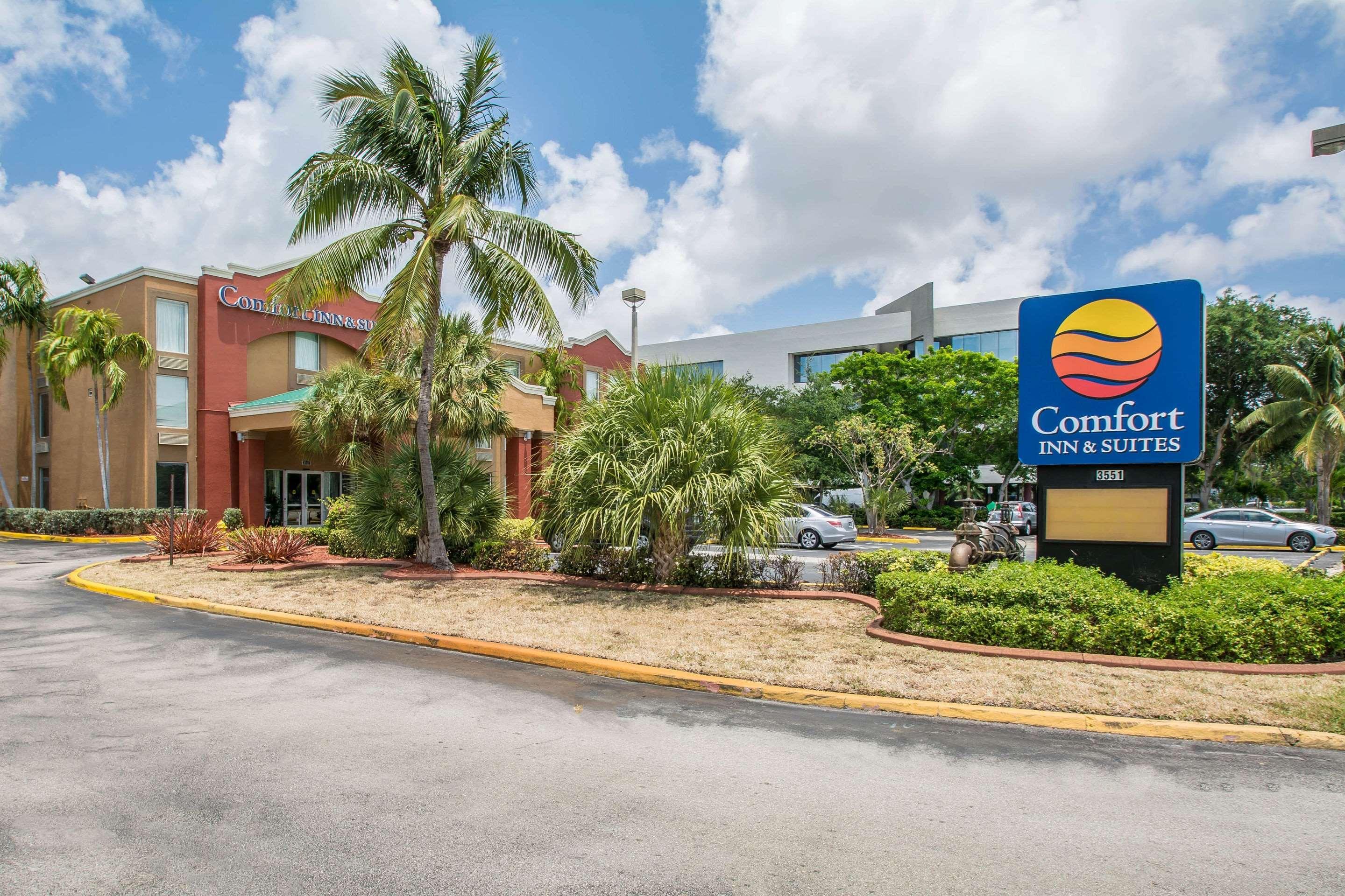 劳德代尔堡西收费高速公路凯富套房酒店 Lauderdale Lakes 外观 照片